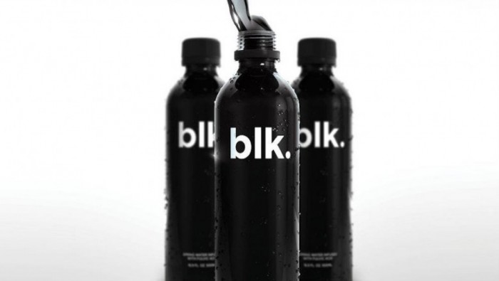 L’eau noire Blk. débarque chez Colette