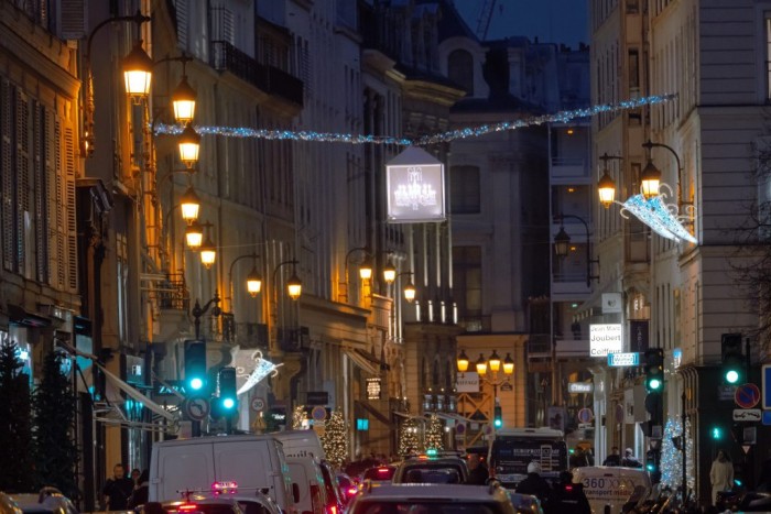 Winter Time 2016, les illuminations du Comité du Faubourg Saint-Honoré