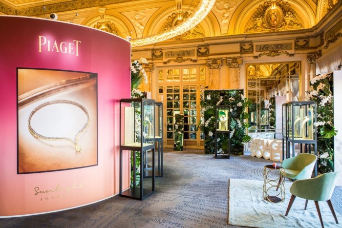 La collection Sunlight Journey de Piaget s’expose à l’Hôtel de Paris Monte-Carlo