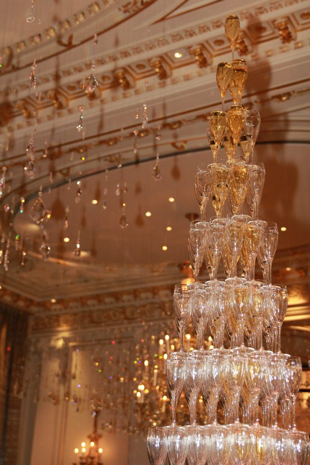 Pyramide à Champagne Moët & Chandon En Métal – Occasion, Idéale Pour Réceptions