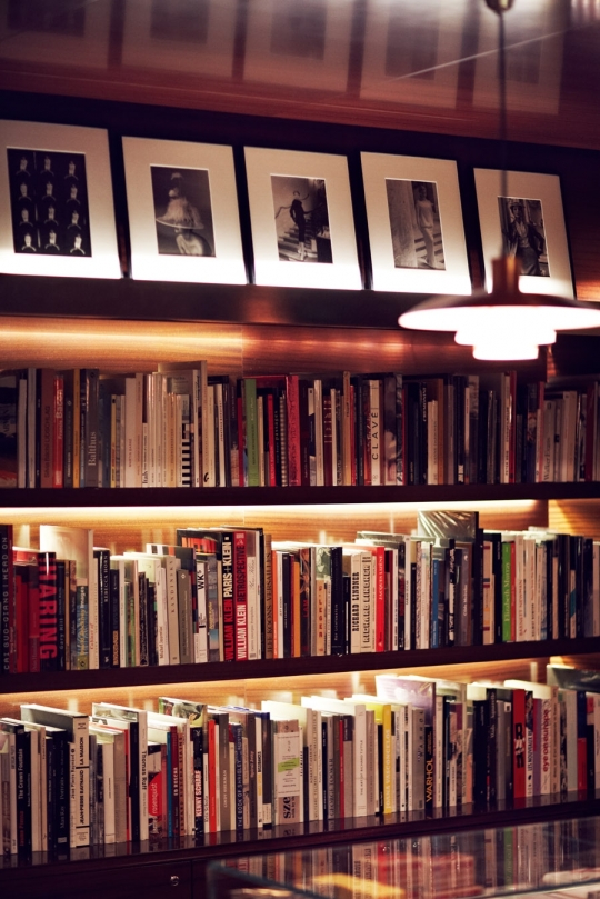 Art-Bookstore-2_Le_Royal_Monceau_Raffles_Paris