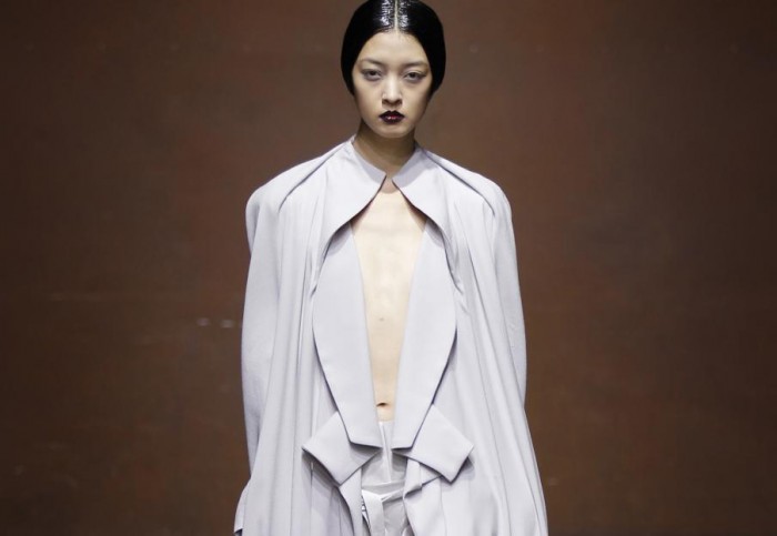 Yiqing Yin Haute-Couture Printemps Eté 2012